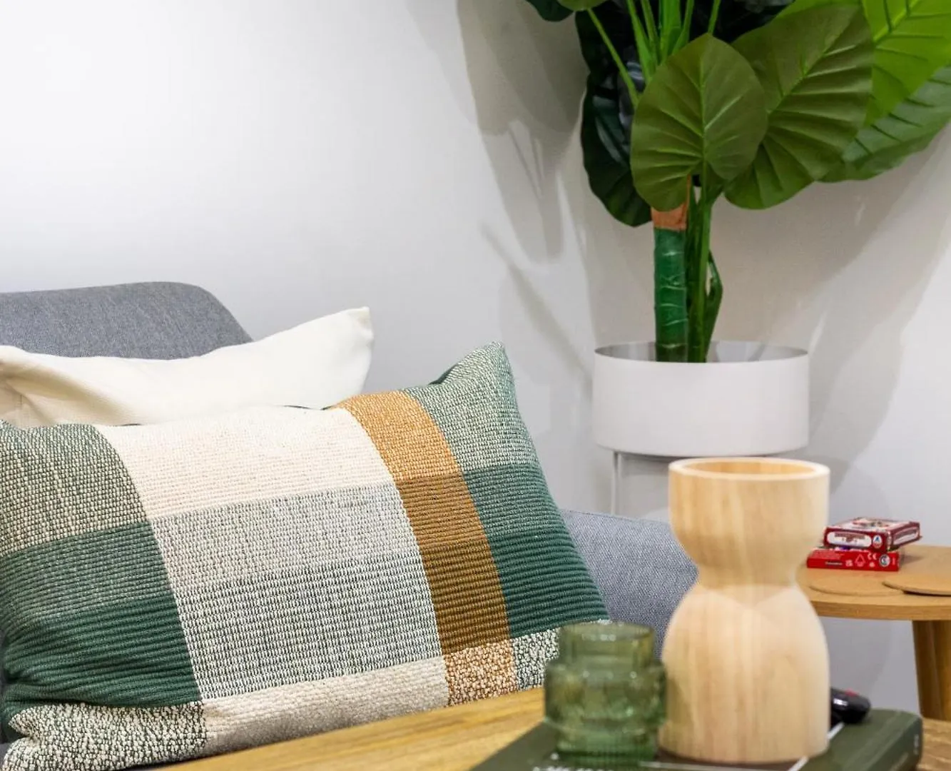 Urban Retreat: 2-Br Gem In Central Christchurch Lejlighed